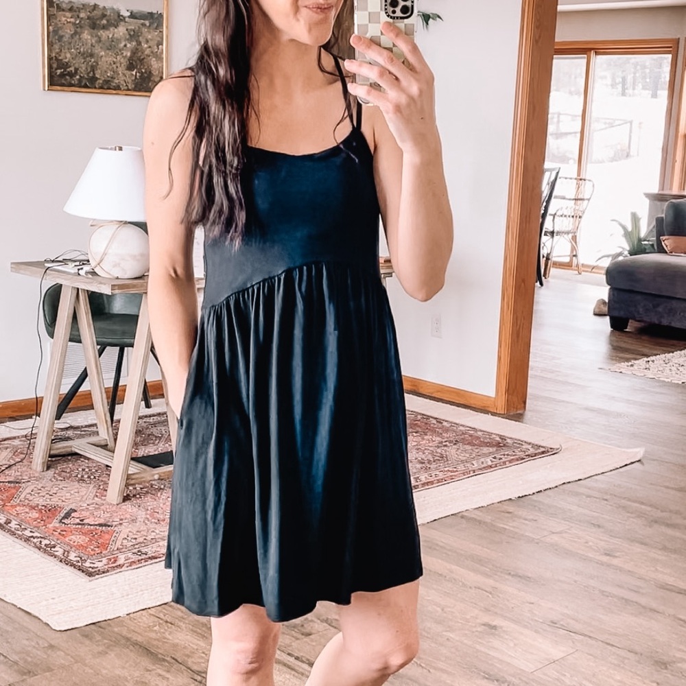 Crisscross back jersey dress